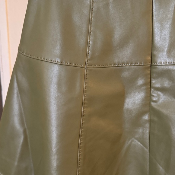 Marie Oliver Olive Green Mini Skirt - Picture 3 of 6